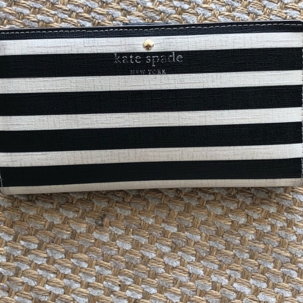 Kate Spade striped wallet